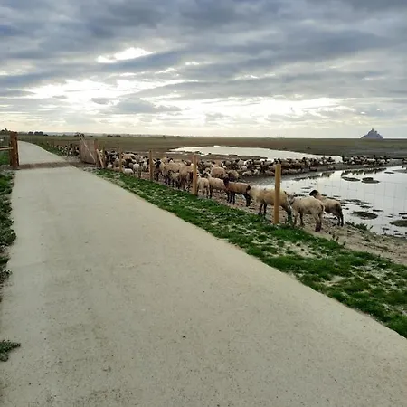 La Longere Charmante Alojamento de Acomodação e Pequeno-almoço