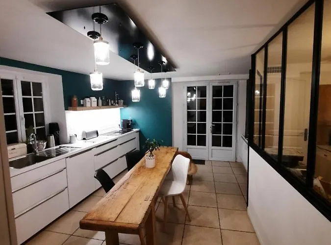 La Longere Charmante Bed & Breakfast